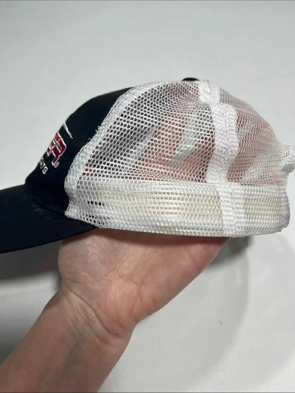 Skeeter Performance Fishing Boats Trucker Hat Mesh Snapback Black White